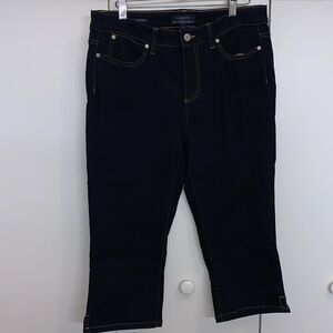 Talbots simply flattering collection pedal pusher jeans. New